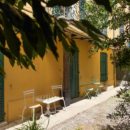 Charming Studio, Balcony With Garden View, Liberation * Nizza